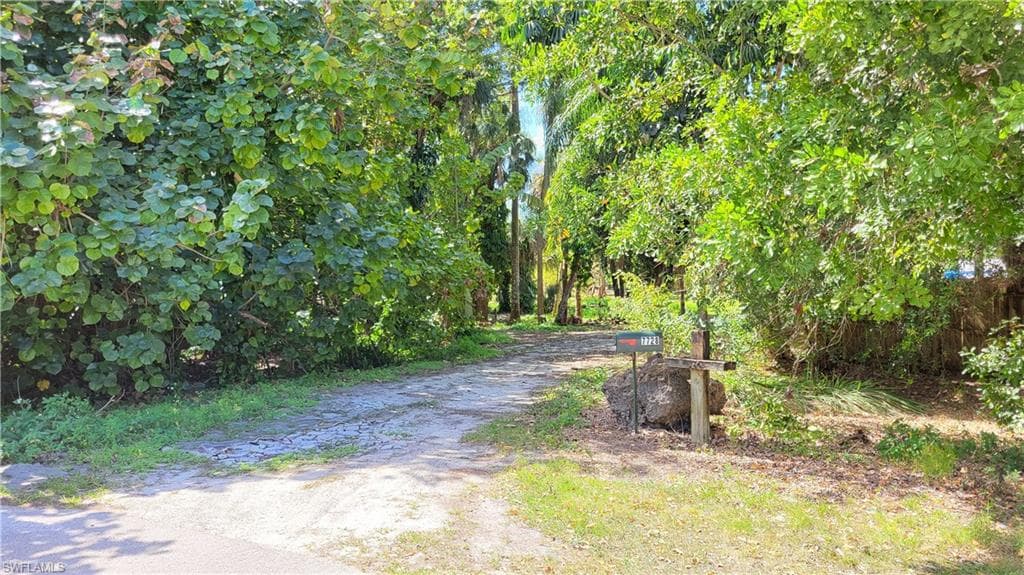 7728 Grady DR NORTH FORT MYERS, FL 33917