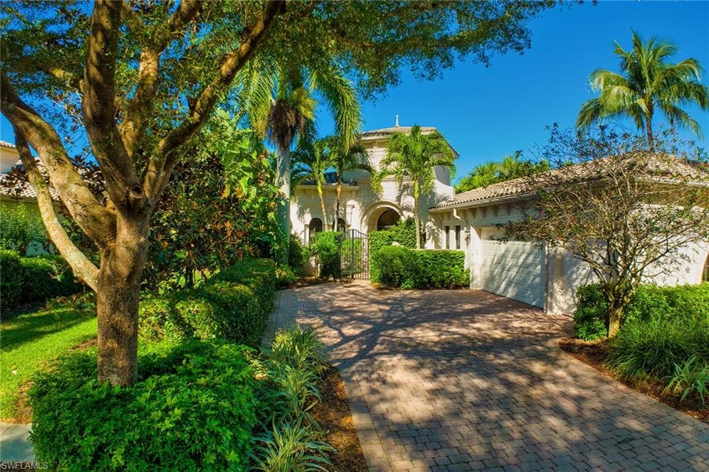 18182 Lagos WAY NAPLES, FL 34110