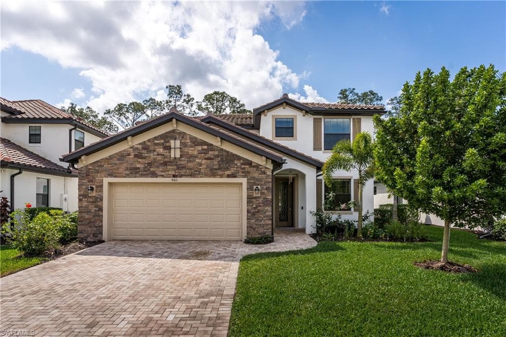 9411 Foxglove LN NAPLES, FL 34120