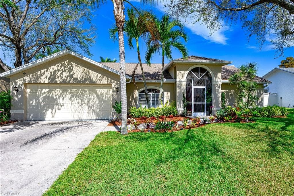 1195 Moon Lake DR NAPLES, FL 34104