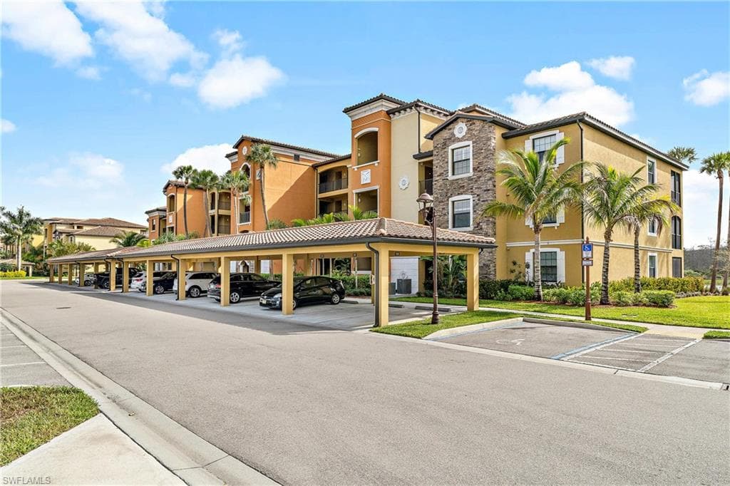 9578 Trevi CT 5141 NAPLES, FL 34113