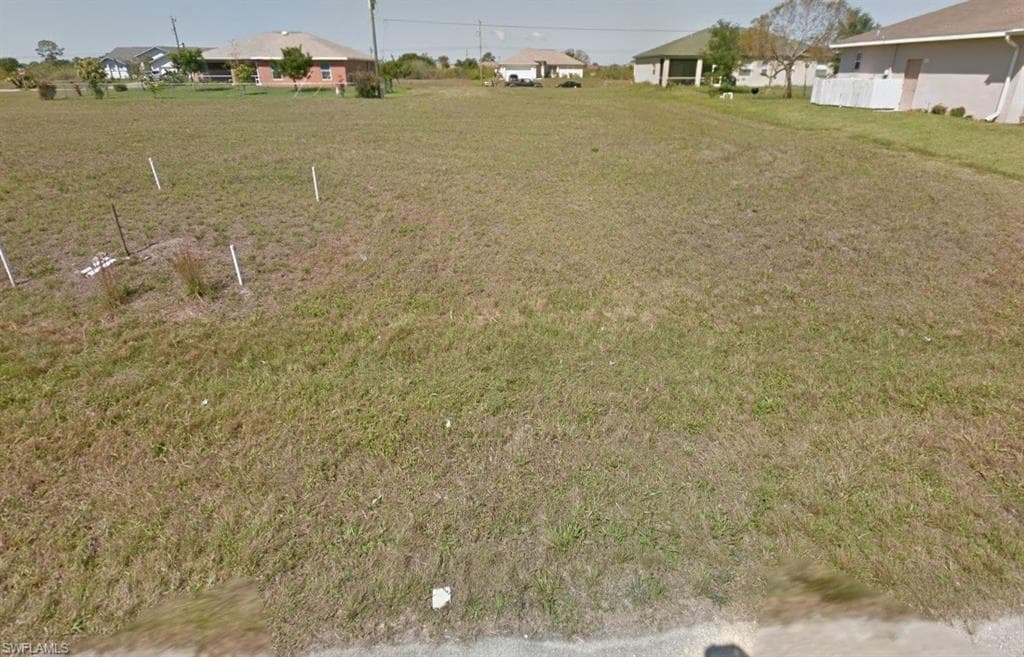 1224 NE 9th AVE CAPE CORAL, FL 33909