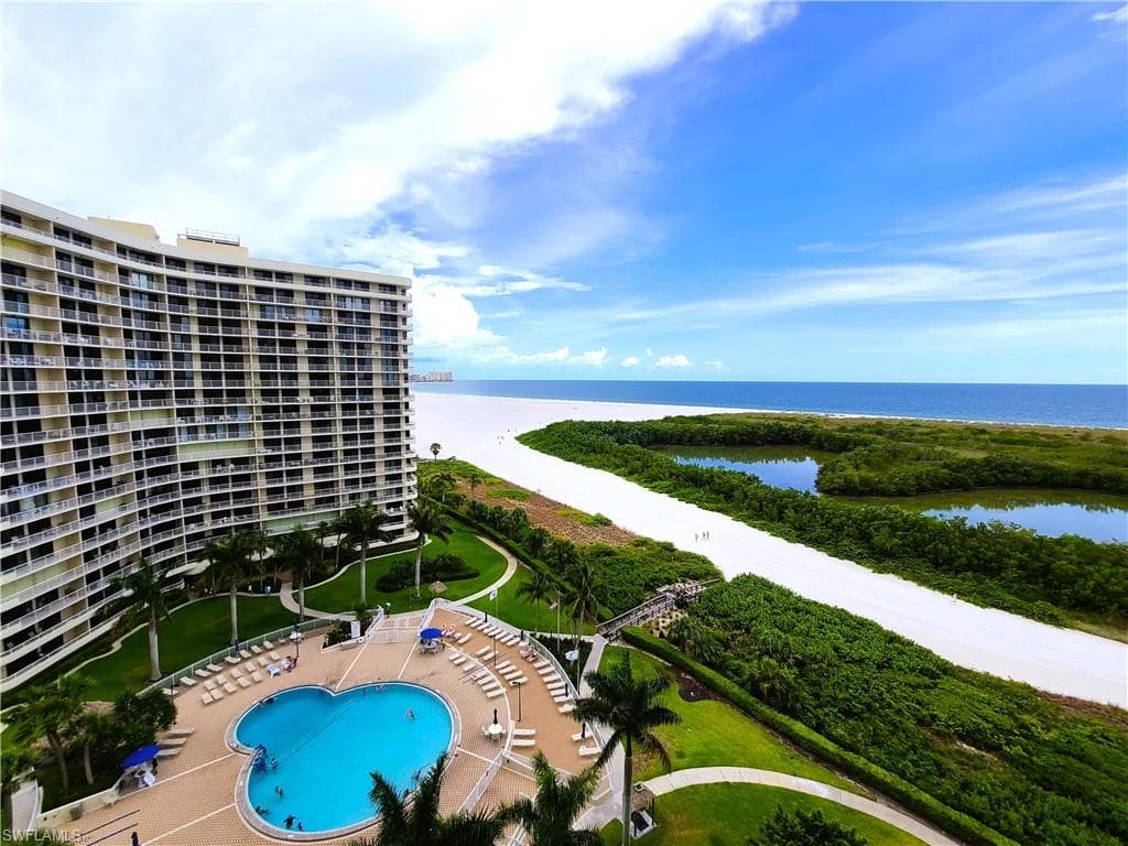 380 Seaview CT 206 MARCO ISLAND, FL 34145