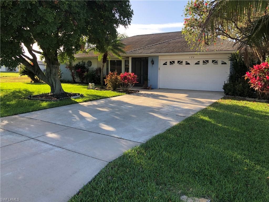 120 SE 4th ST CAPE CORAL, FL 33990