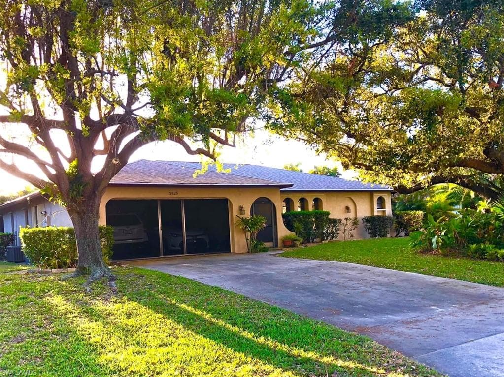 3525 SE 1st PL CAPE CORAL, FL 33904