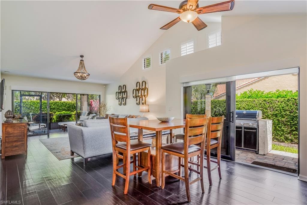 555 Beachwalk CIR 74 NAPLES, FL 34108