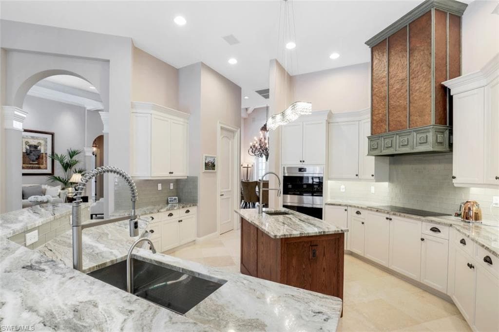 3661 Bay Creek DR BONITA SPRINGS, FL 34134