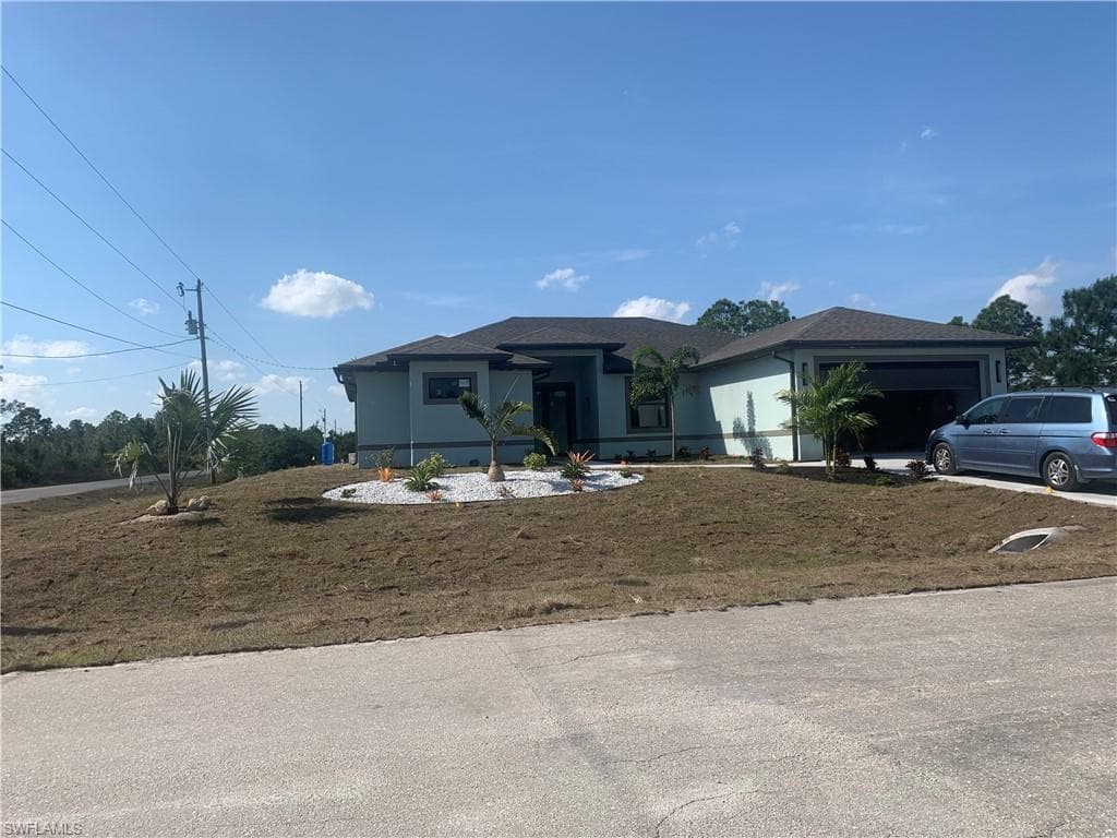 1801 W 11th ST LEHIGH ACRES, FL 33972