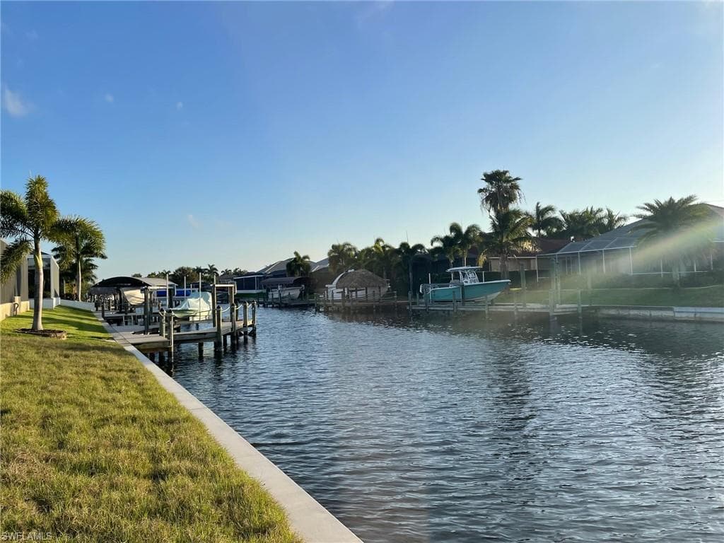 3306 SW 26th PL CAPE CORAL, FL 33914