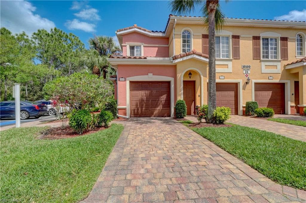 10100 Villagio Palms WAY 101 ESTERO, FL 33928