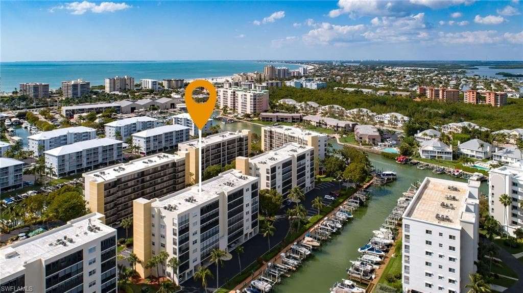 4421 Bay Beach LN 632 FORT MYERS BEACH, FL 33931
