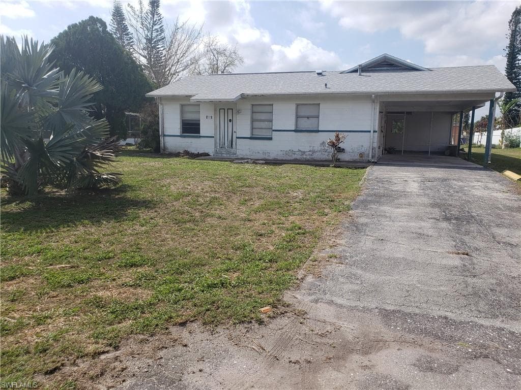 211 Purdue ST LEHIGH ACRES, FL 33936