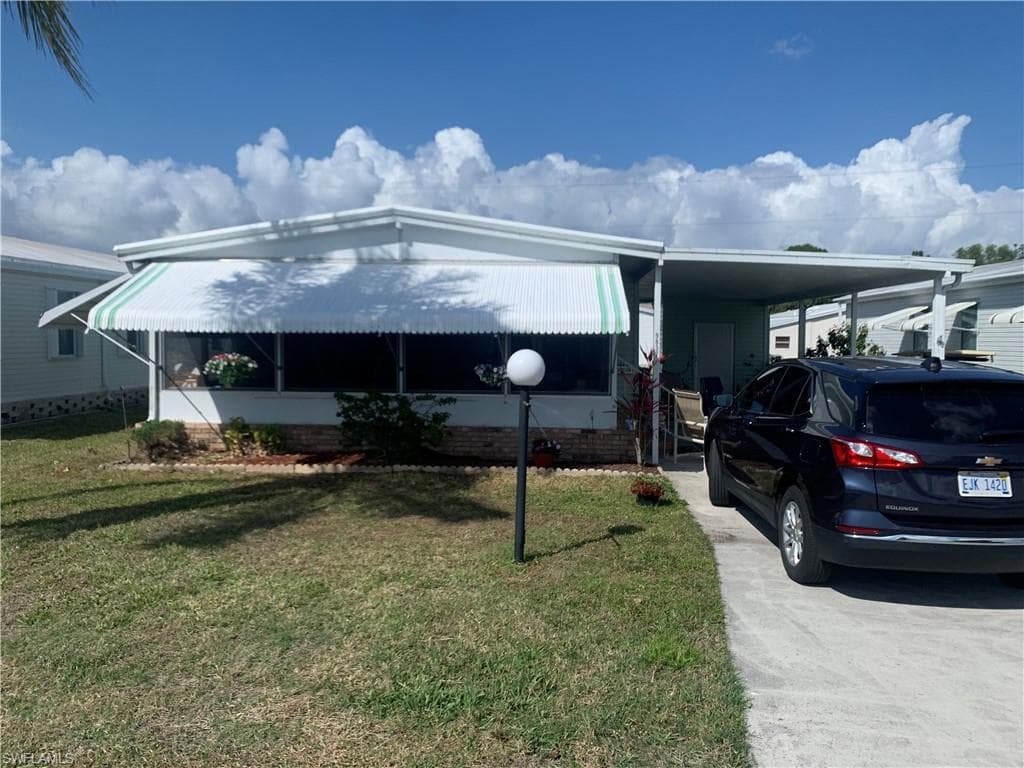 9837 Sugarberry WAY FORT MYERS, FL 33905