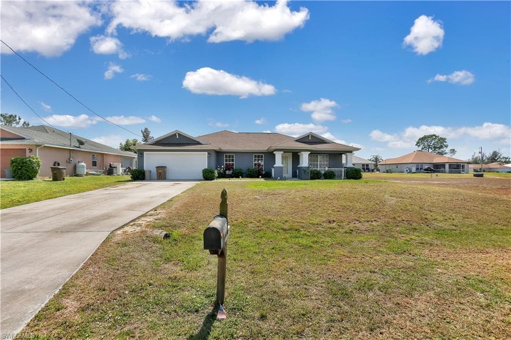 2212 NE 35th TER CAPE CORAL, FL 33909