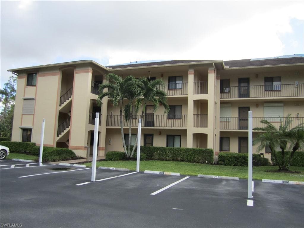 5708 Deauville CIR J102 NAPLES, FL 34112