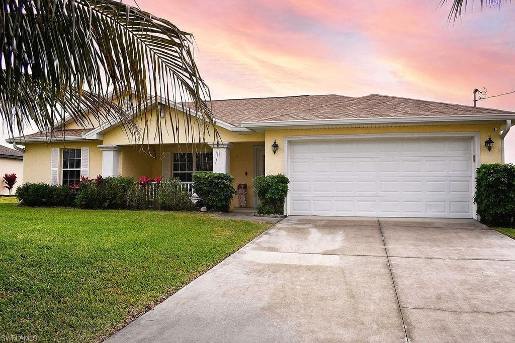 2230 NW 25th LN CAPE CORAL, FL 33993