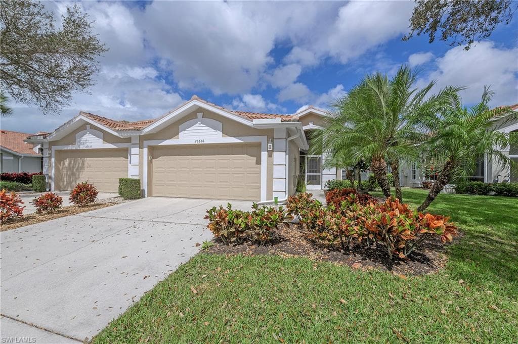 26536 Clarkston DR BONITA SPRINGS, FL 34135