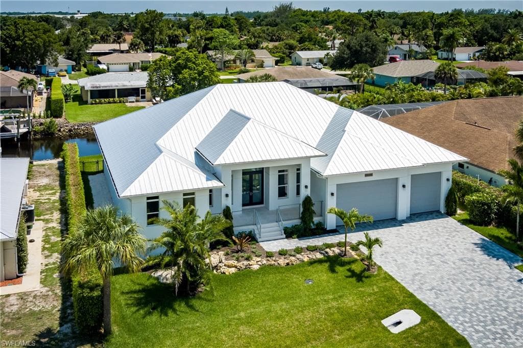 2344 Longboat DR NAPLES, FL 34104