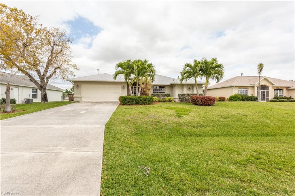 1711 SW 43rd ST CAPE CORAL, FL 33914