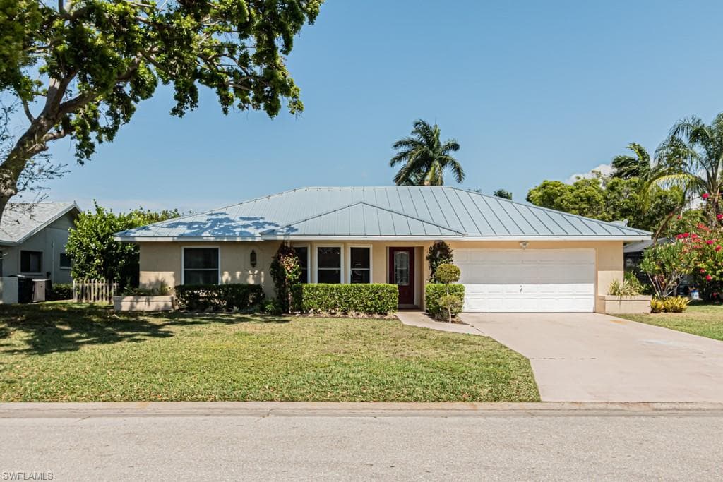 618 Astarias CIR FORT MYERS, FL 33919