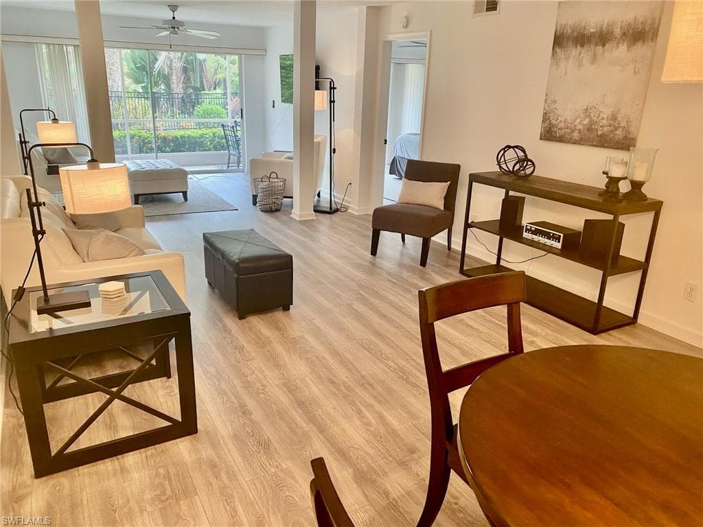 2202 Hidden Lake DR 101 NAPLES, FL 34112