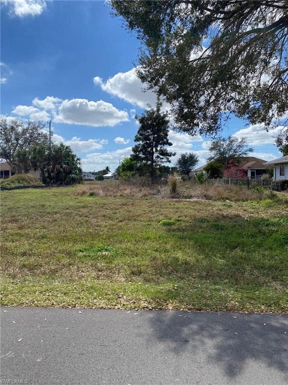 303 NW 5th ST CAPE CORAL, FL 33993