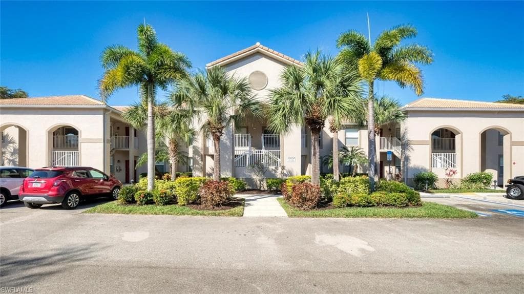 20030 Barletta LN 421 ESTERO, FL 33928