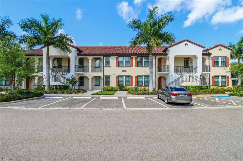 15130 Palmer Lake CIR 204 NAPLES, FL 34109
