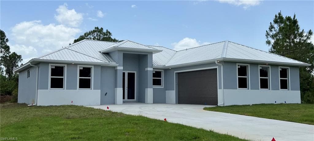 3801 10th ST SW LEHIGH ACRES, FL 33976