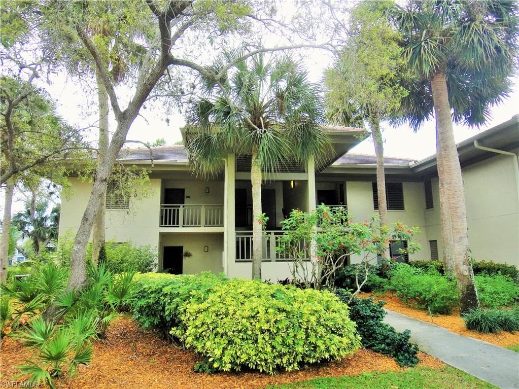 3621 Wild Pines DR 206 BONITA SPRINGS, FL 34134