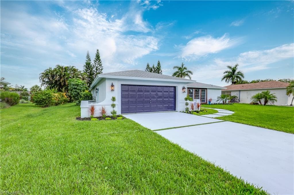 143 Saint Andrews BLVD E NAPLES, FL 34113