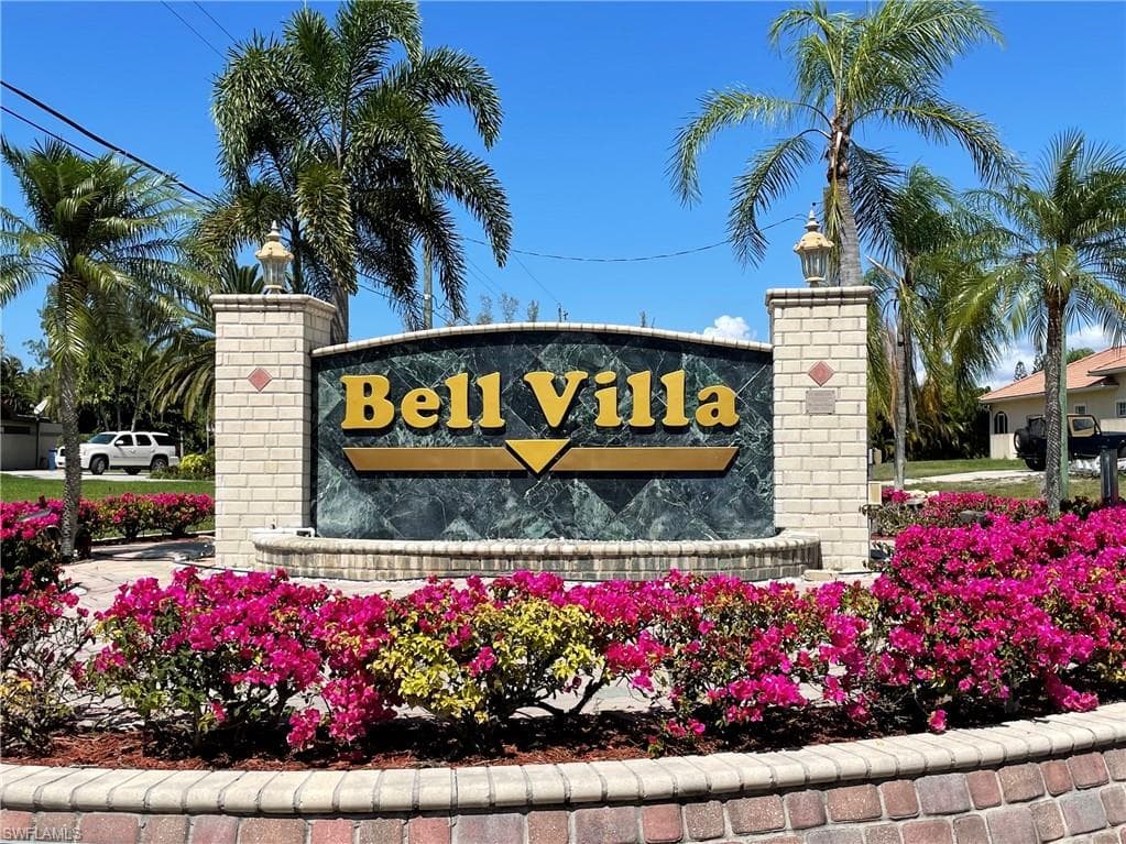 12285 Alamansa LN BONITA SPRINGS, FL 34135