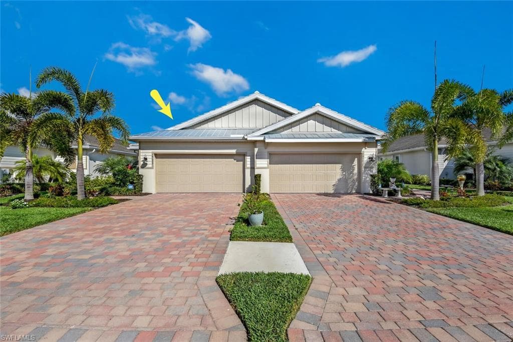 14699 Edgewater CIR NAPLES, FL 34114