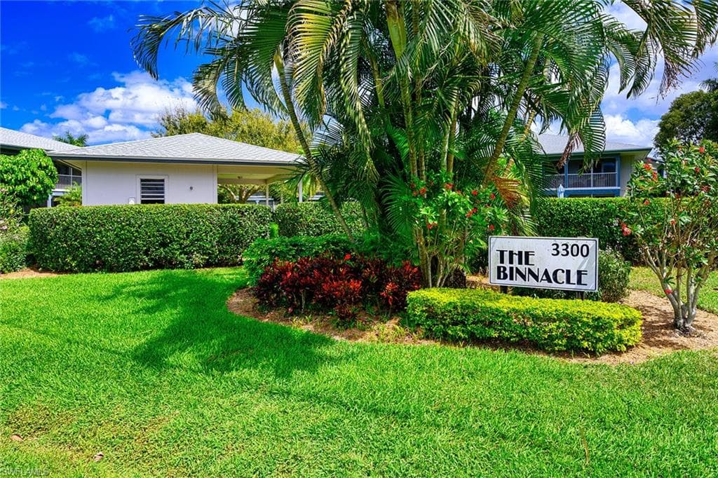 3300 Binnacle DR 212 NAPLES, FL 34103