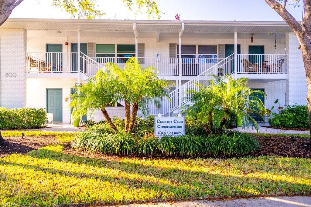 800 Golf DR S N-101 NAPLES, FL 34102