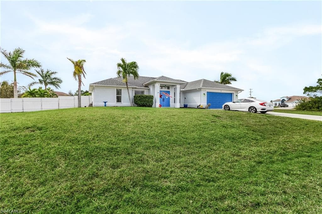 8 SW 25th PL CAPE CORAL, FL 33991