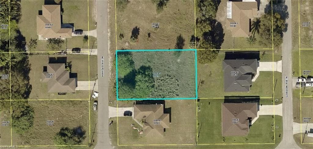 702 Harold AVE N LEHIGH ACRES, FL 33971