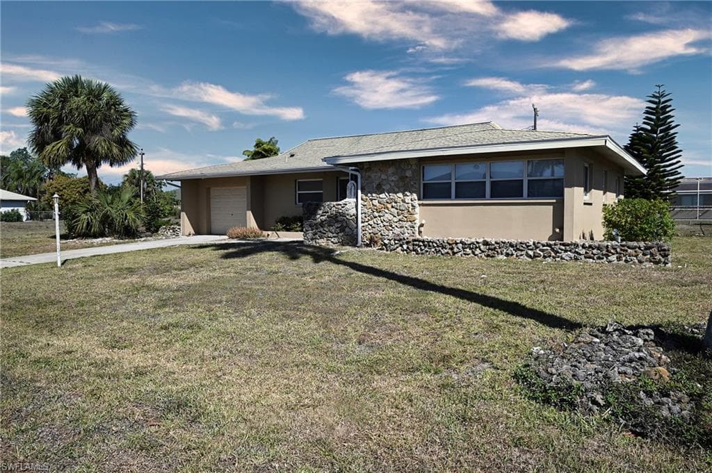 1313 SE 40th ST CAPE CORAL, FL 33904