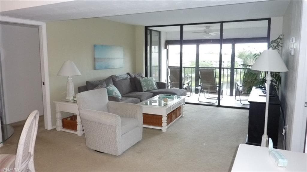 4200 Steamboat BEND 503 FORT MYERS, FL 33919