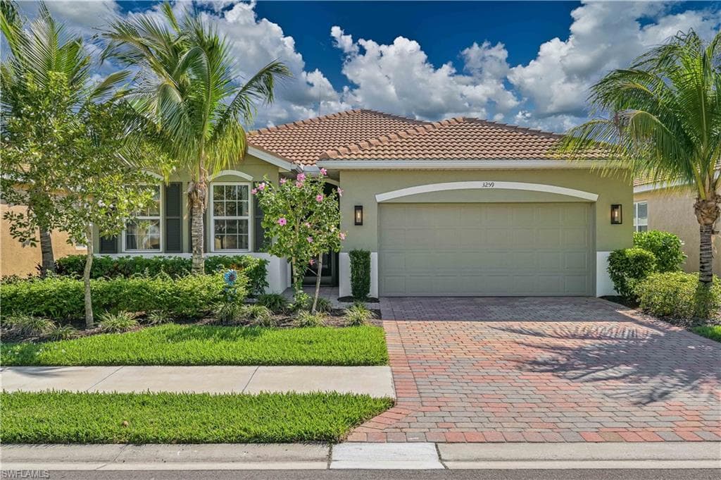 3259 Birchin LN FORT MYERS, FL 33916