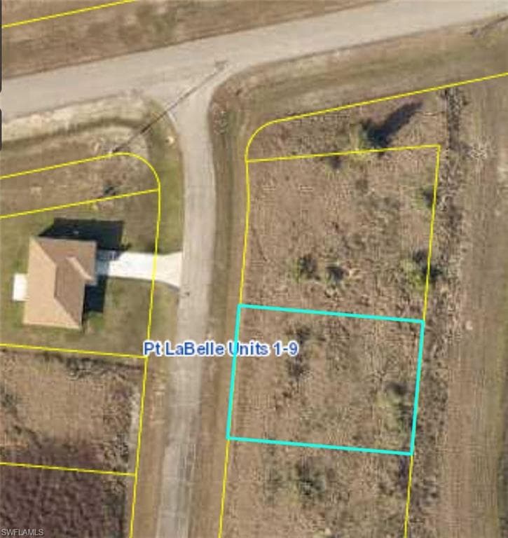 7005 Cape CT LABELLE, FL 33935