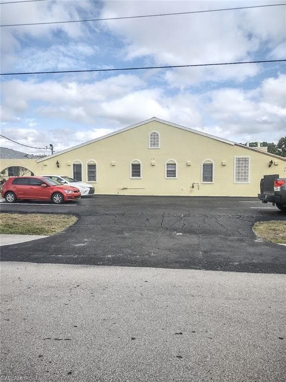 1249 SE 8th ST 107 CAPE CORAL, FL 33990