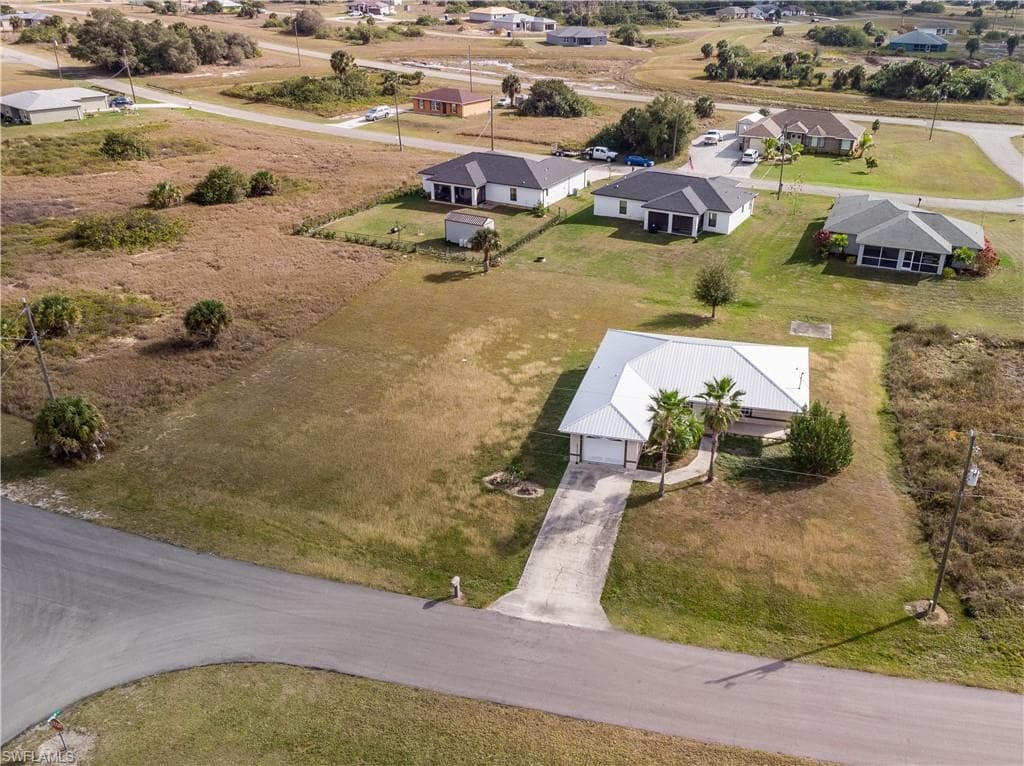 3027 S Lakewood RD LABELLE, FL 33935