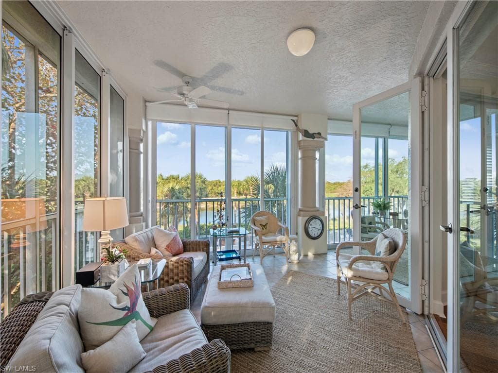 2661 Wulfert RD 3 SANIBEL, FL 33957