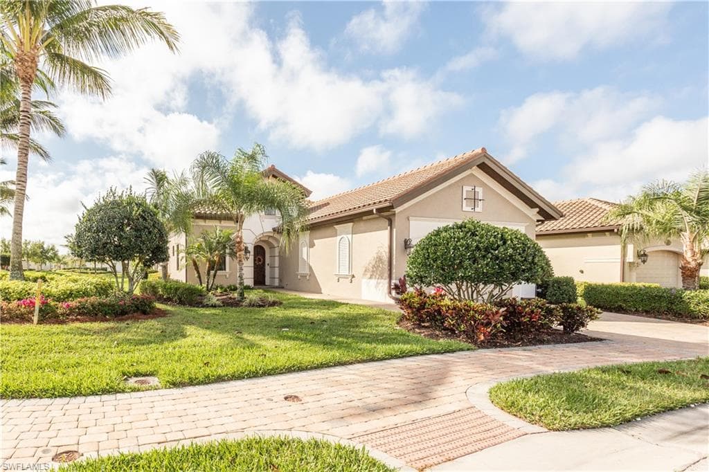 6554 Roma WAY NAPLES, FL 34113