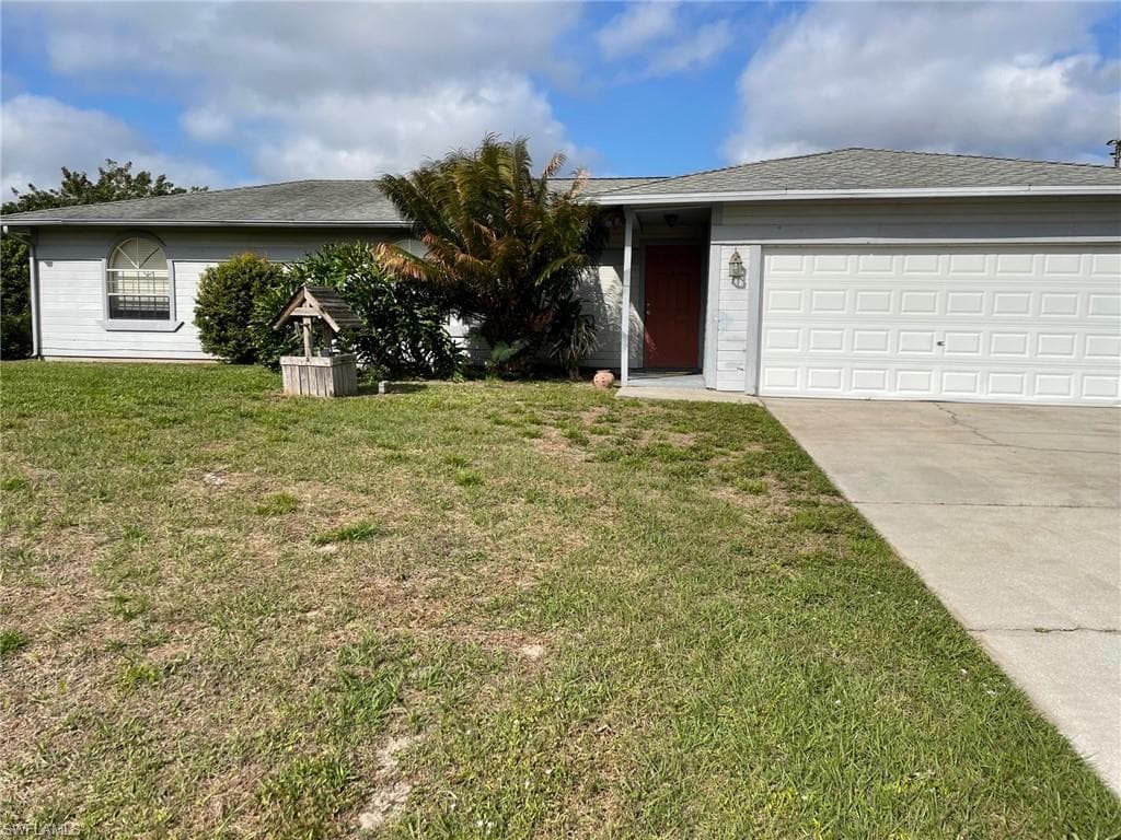 6137 Hester AVE FORT MYERS, FL 33905