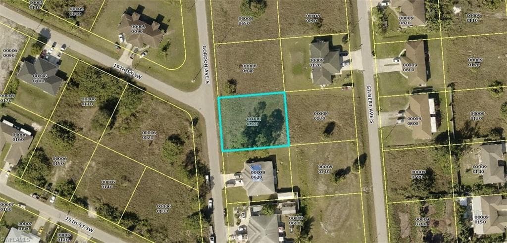 1901/1903 Gordon AVE S LEHIGH ACRES, FL 33973