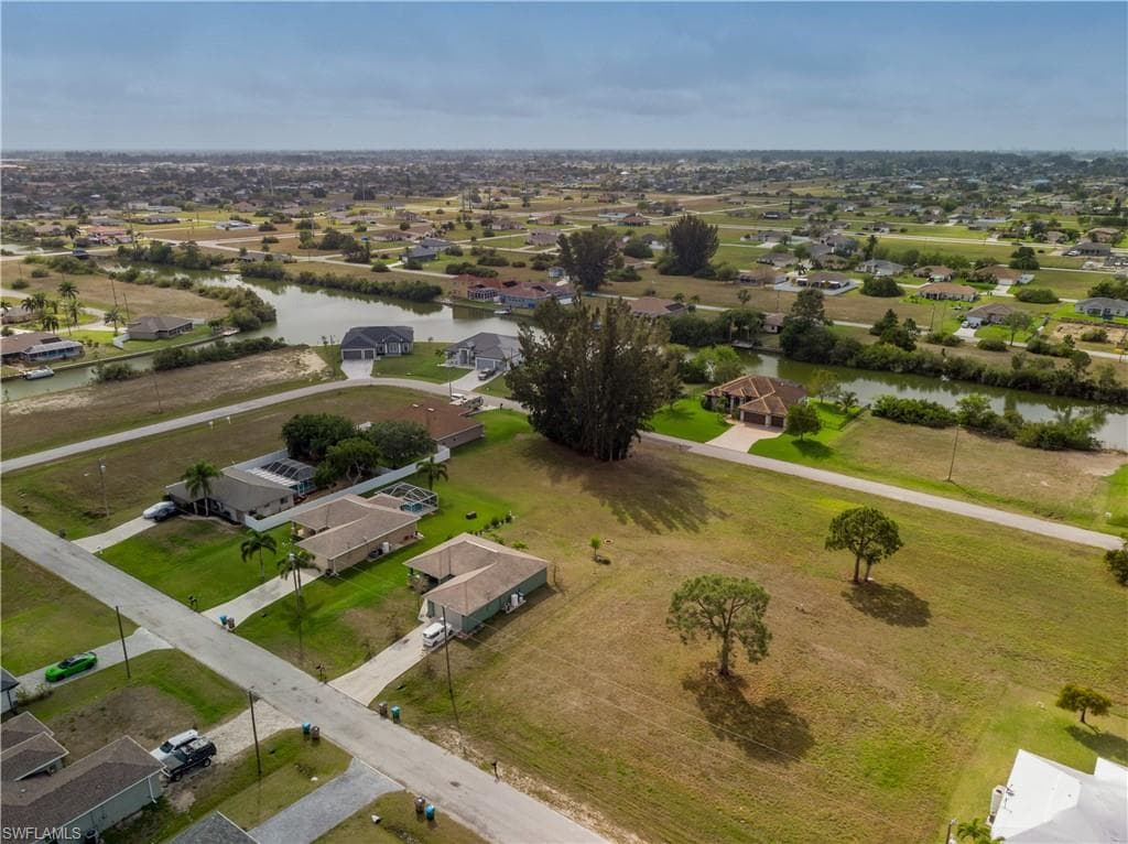 2606 NW 10th TER CAPE CORAL, FL 33993