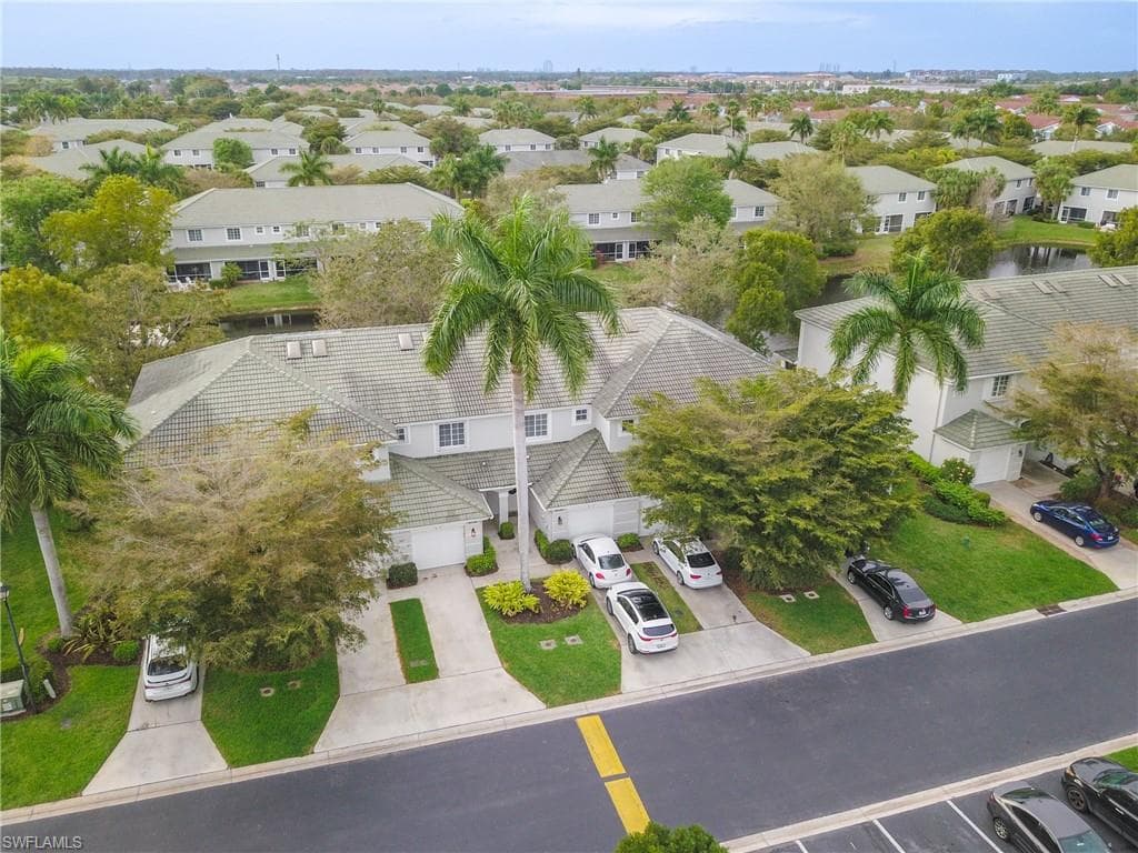 8232 Pacific Beach DR FORT MYERS, FL 33966