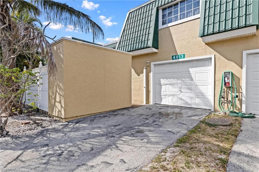 4813 Sunfish CT FORT MYERS, FL 33919
